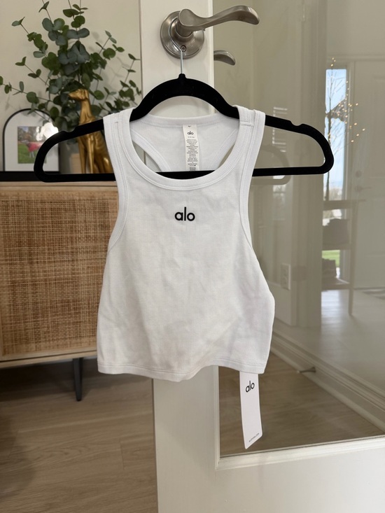 ALO Yoga Tops - NWT ALO Yoga White Aspire Tank